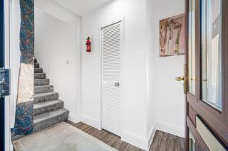 Pure City Central Skyline - St Leonards by TBA - 5