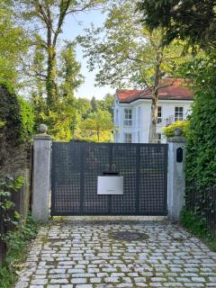 Herrenhaus - Starnberger See - Ammerland 1 - 5