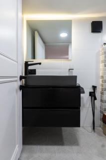 Boutique 4BR House - Tbilisi Old Town - 1