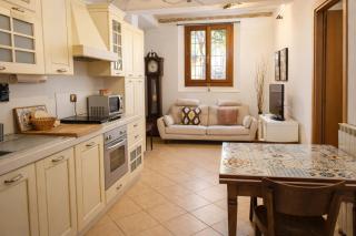 Sant'Isaia Comfort Apartment - 0