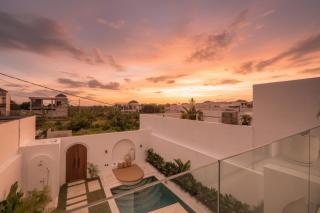 Hidden 3BR Gem Aliara Luxe Pool Villa near Pererenan - 9