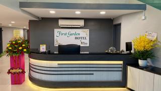 Hotel first garden - 8