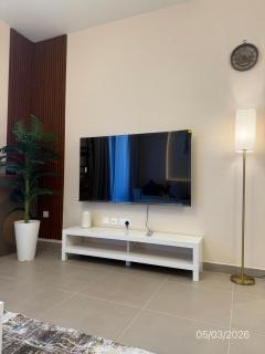 Elegant 1BR Apartment in Al Mouj - 5