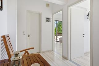 Alexandra Apartment 1 - 5