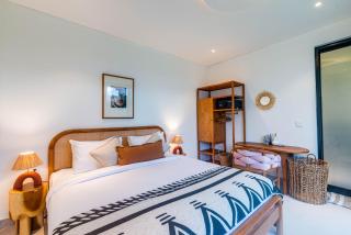 Loft style 4-BR Villa with pool in Canggu - 2