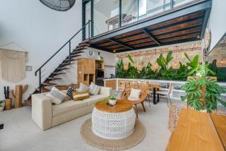 Loft style 4-BR Villa with pool in Canggu - Canggu - 1