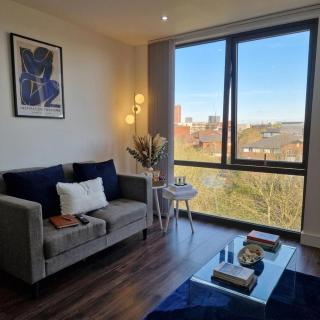 Luxury Canal Facing 2BR Mailbox Free Parking - 6