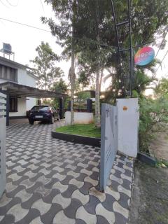 Hope Hostels - South Cliff, Varkala - 0