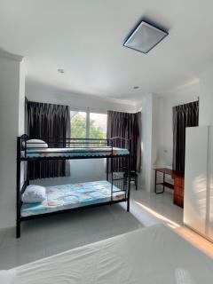 Home Valot Bed and Breakfast - 7