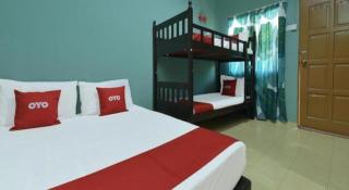 OYO 90630 Mat Leon Village - 7