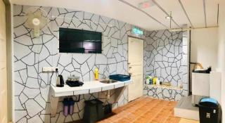 OYO HOME 90667 Chen Room Bs - 1