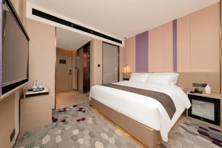 Lavande Hotel Wuhan Guanggu Third Road - 7