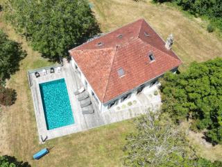 Maison de campagne entièrement rénovée avec piscine - 6
