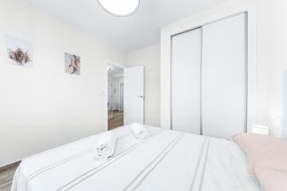 Sunny Molino Retreat with Pool & Terrace - Torrevieja - 5