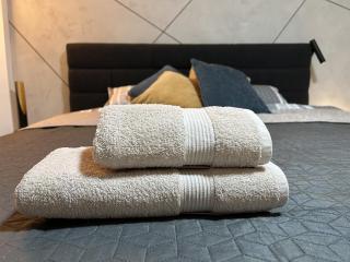 Cozy Apartments - Free Parking, WiFi & King-size Bed - Liman IV - 2
