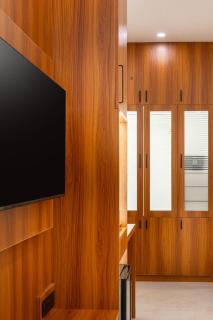 Saranvi Resorts 2BR Near Beach by Homeyhuts - 5