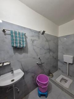 Flat In varanasi Shri vinayak apartments - 6