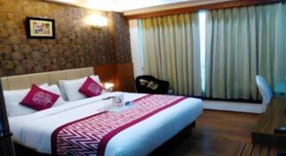 Hotel Signature Grand - 1