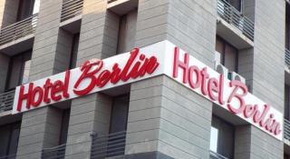 Hotel Berlin Gandhinagar - 7