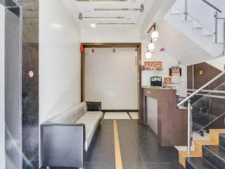 Hotel O Everest Inn Hotel - 8