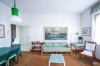 Sea Breeze beachfront home - 6