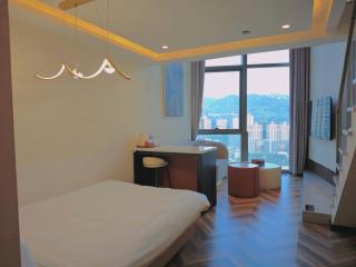 Futinger High-altitude River View Hotel - 7