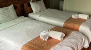 River Bank Resort - 9