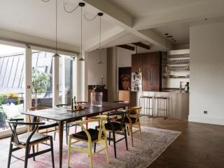 Spacious 3BR Top-Floor APT in Historic Old Town - 0