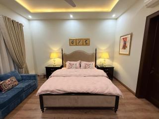 Dream House in Model Town Lahore - 6