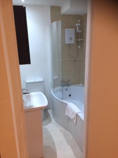 Keswick House Apts - 7