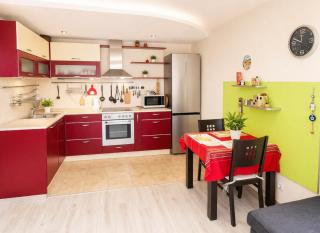 Cozy Nest with Glass Veranda - 4