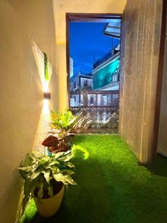 luxurious stay in janakpuri - your go to comfort place - 9