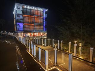 Fiona Luxury Resort - 9