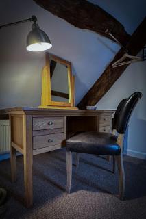 The Kings Arms Hotel - 8