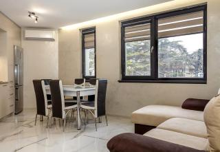 Relaxing Stay in Alen Mak Varna - Parking Included by Flat Manаger - 0