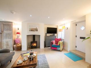 3 Bed in Bridport oc-dc080 - 5