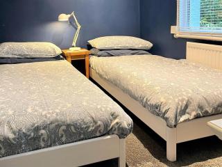 2 Bed in Newton Abbot oc-primc - 1