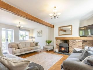 3 Bed in Kingsbridge oc-court - 1