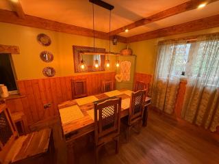 Detached property, beams, hot tub large garden - 2