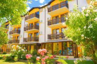 Lovely Nest with Glass Veranda - 3