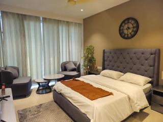 The SNUG NEST - 3