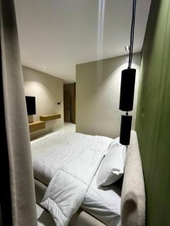 Luxury two bedrooms mansionate in Lekki phase 1 - 2