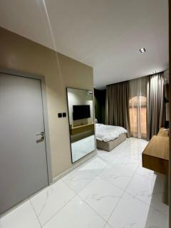 Luxury two bedrooms mansionate in Lekki phase 1 - 1
