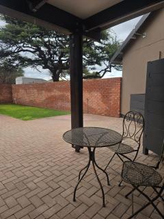 The Oak GuestUnit - 4