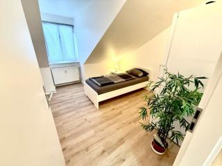 Großzügige 5-Zimmer Wohnung für bis zu 10 Personen - 2