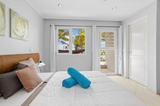 Den Laman Shark spacious Oceanview apartment - 3