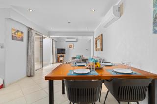 Den Laman Shark spacious Oceanview apartment - 7