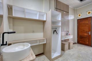 Aqzam Guest House - 1