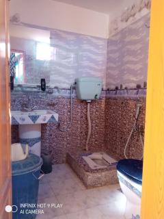 Four Bedroom Guest House - 3