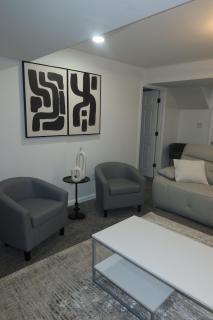 Brand New 2BR Guest Suite Private Entry - 6